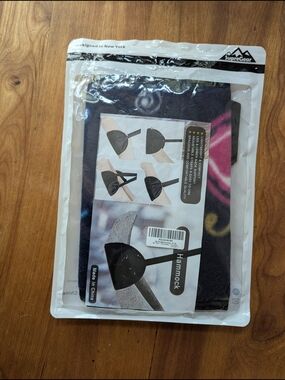 Travel Portable Airplane Foot & Leg Rest Hammock - Black & Love Star Design